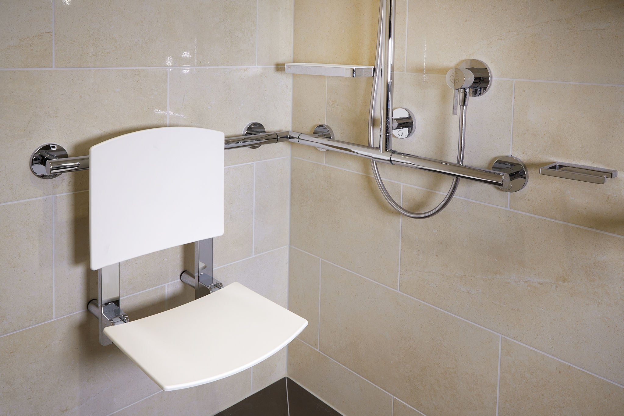 PLAN CARE with shower seat at Waldkliniken Eisenberg