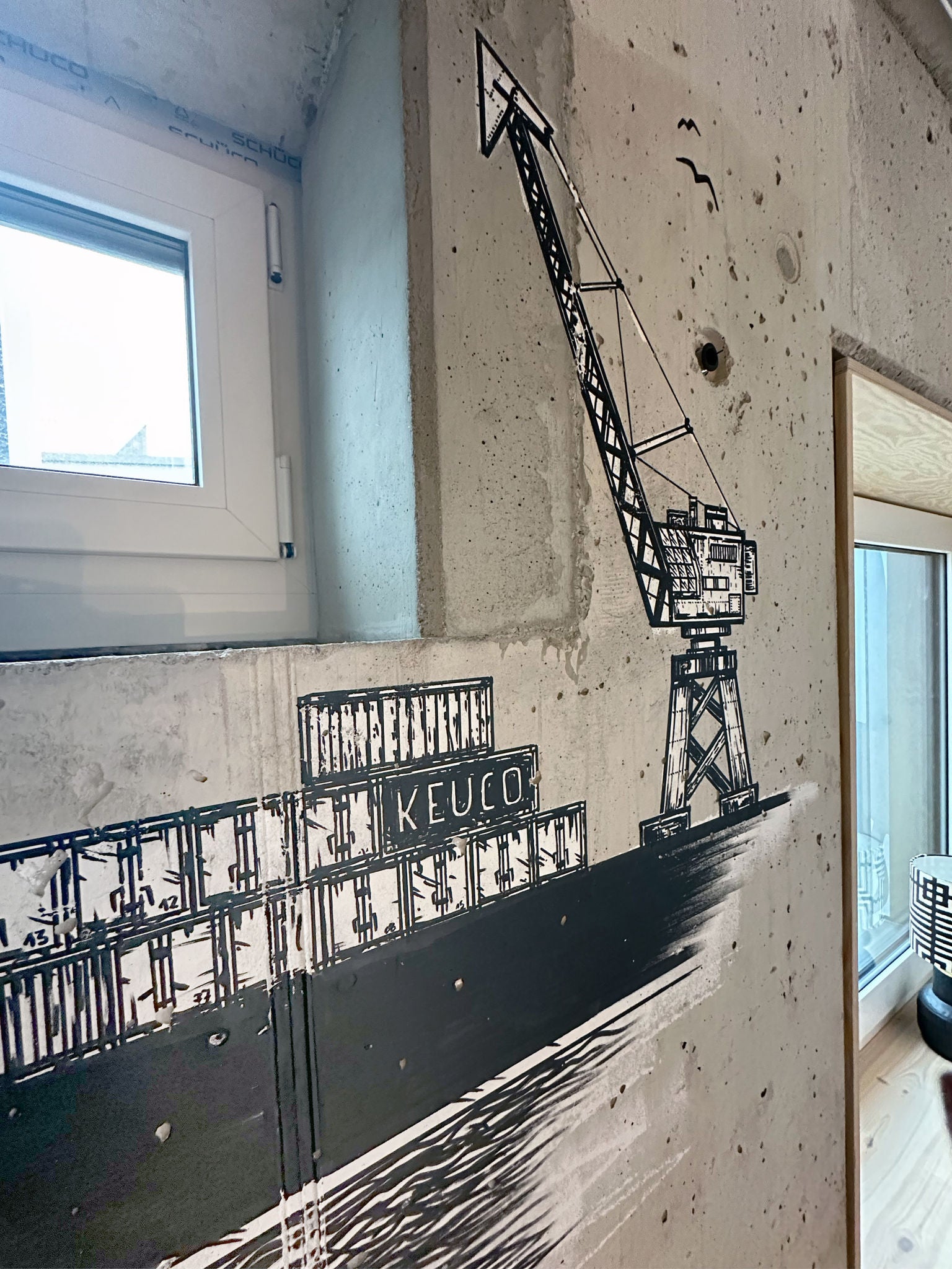 Artroom creative wall design in Villa Viva Hamburg