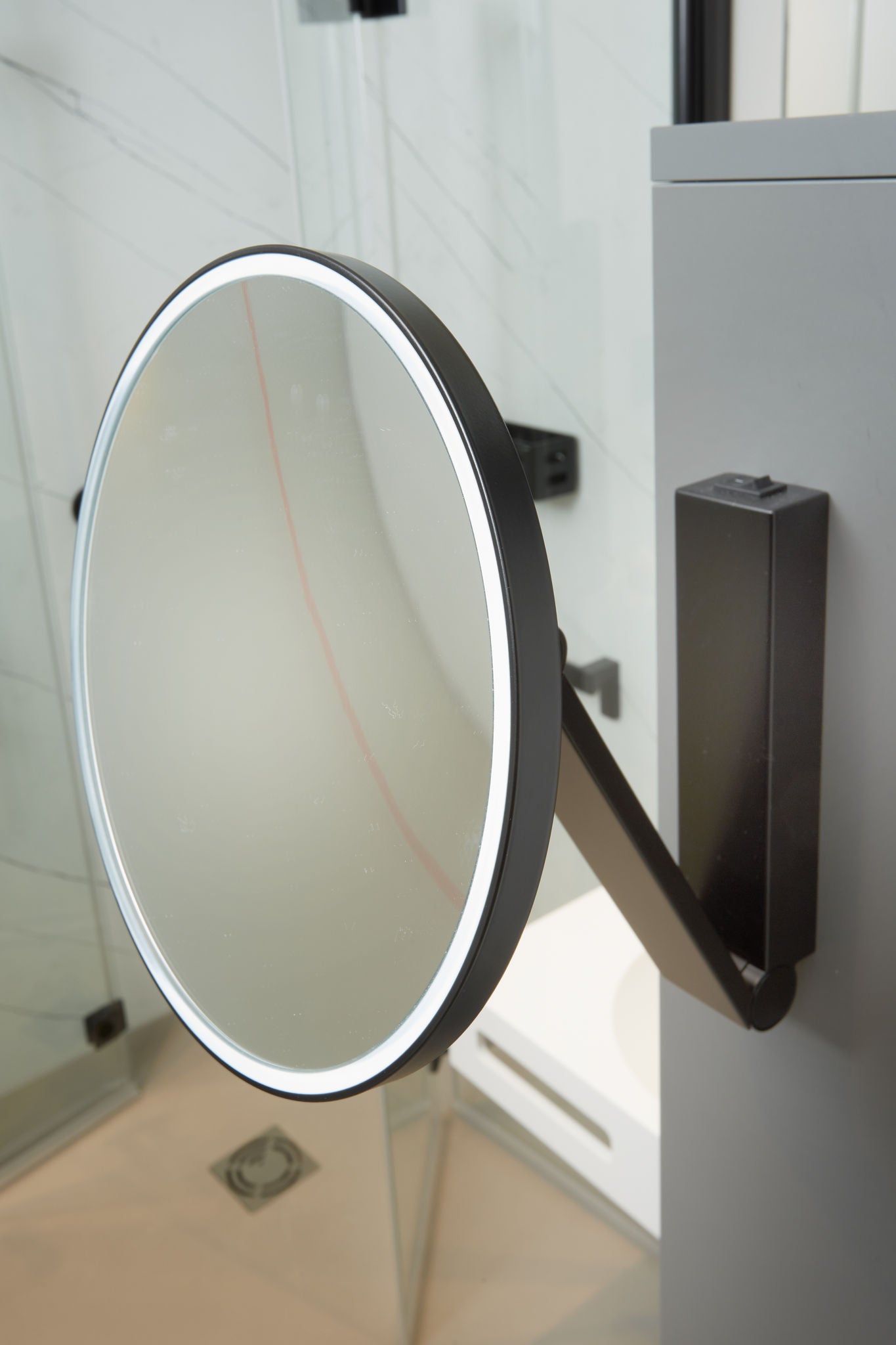Black iLook_move cosmetics mirror in the hospital room of RWTH University Hospital in Aachen - Franziskus 