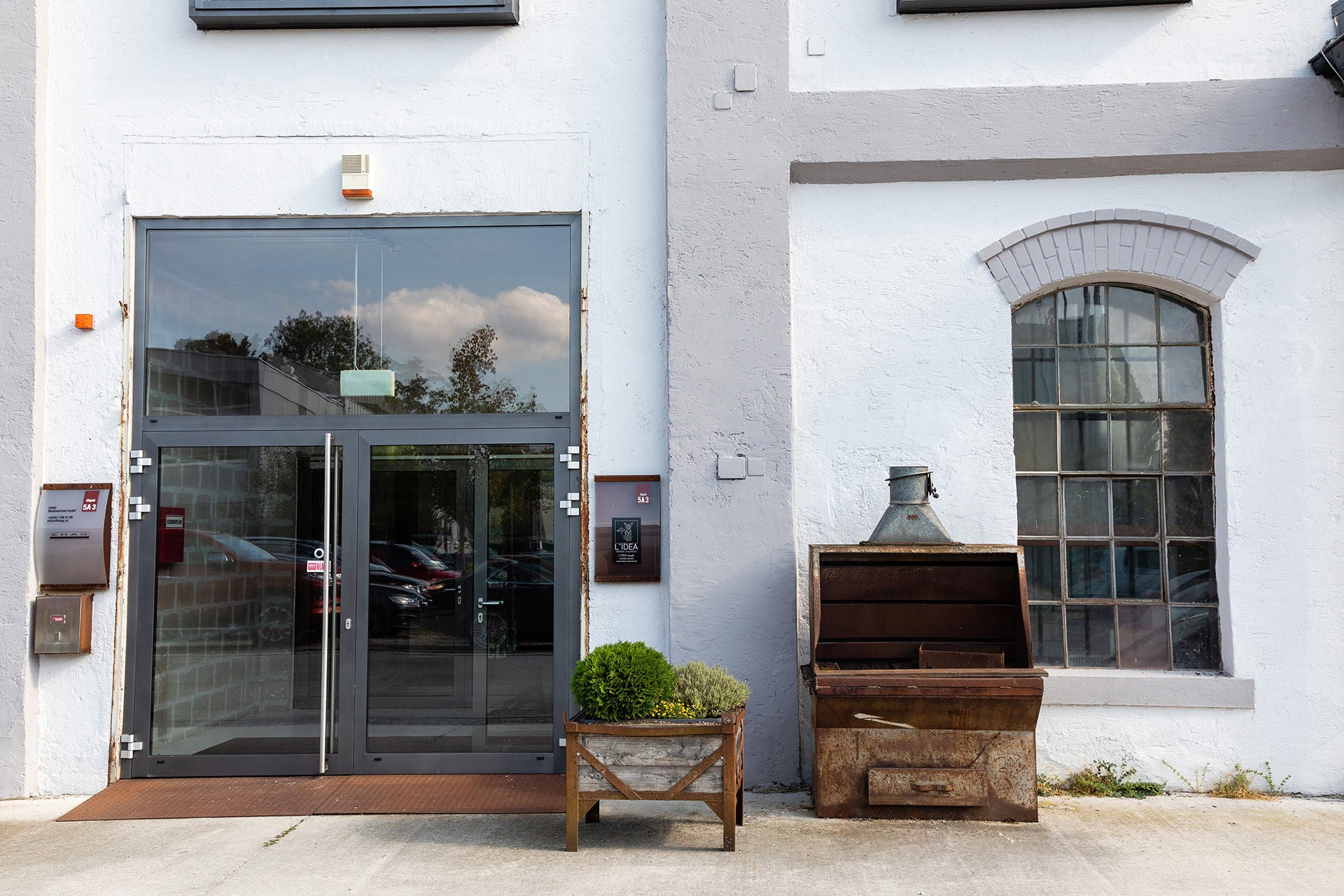 Außenansicht Eingangsbereich