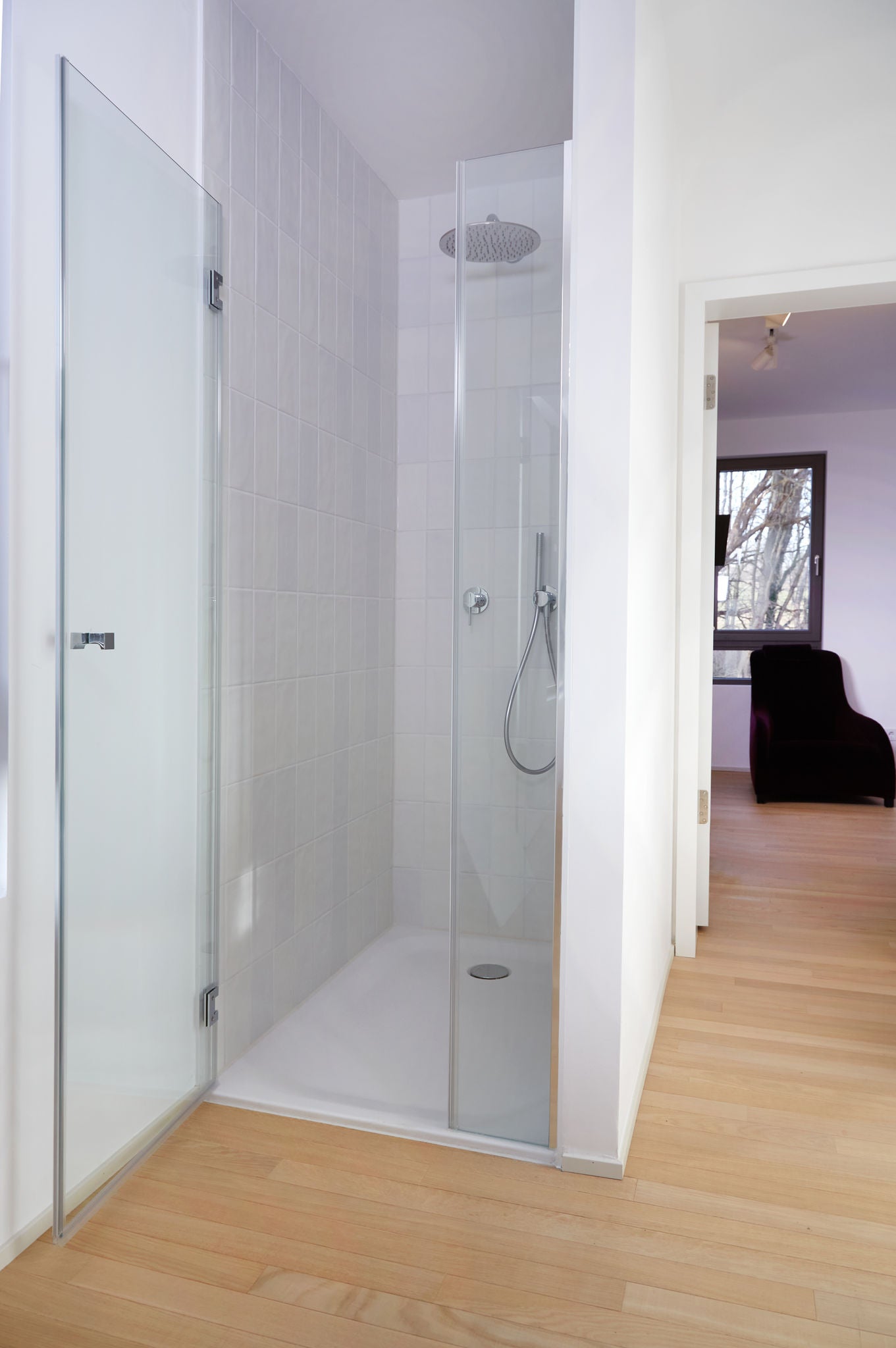 Shower with IXMO in private house in Herrsching