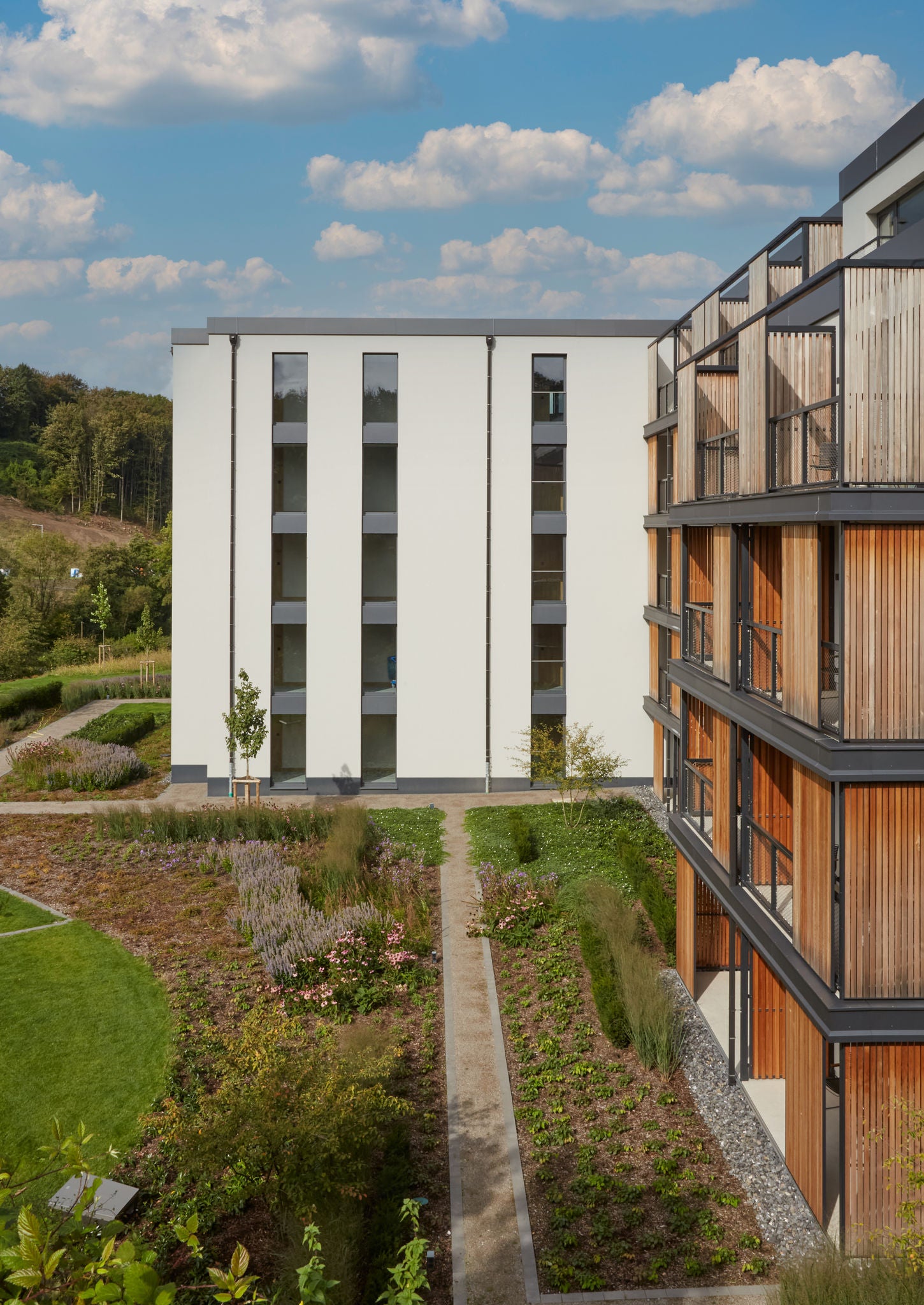 Exterior view of the VierJahreszeiten Hotel in Iserlohn