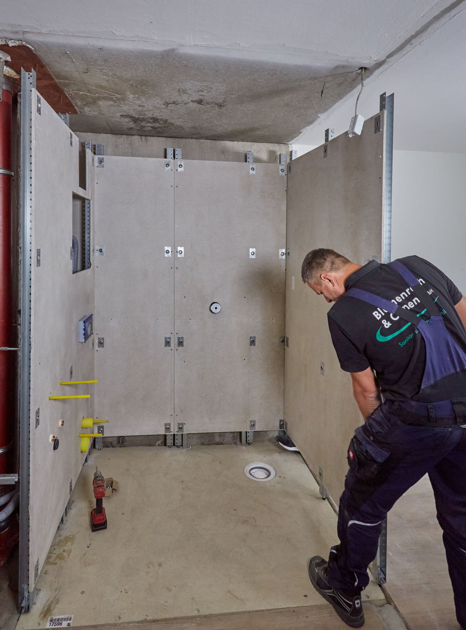 Renovation of a student residence with installation of new WCs with KEUCO fittings