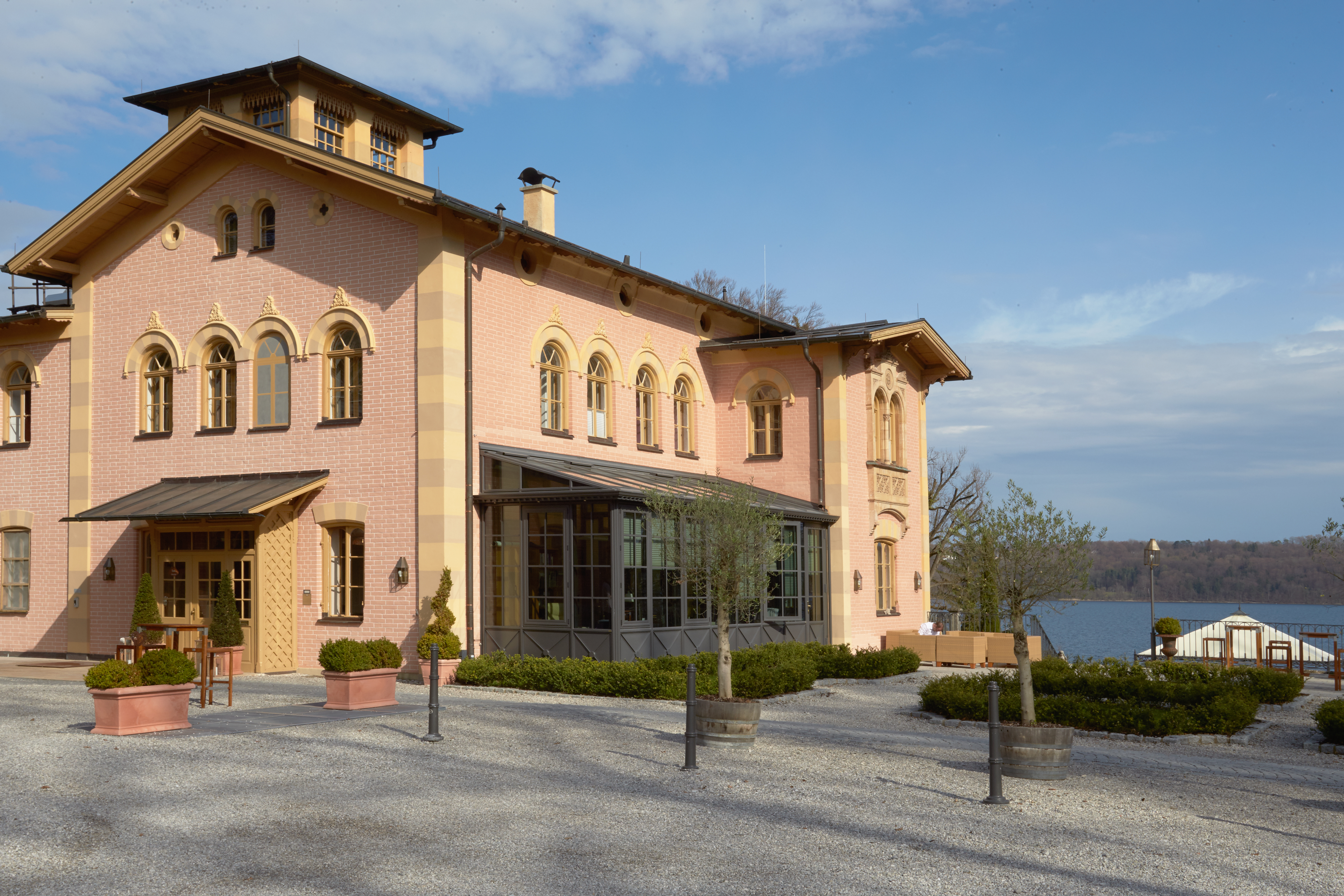 Sauerländer Armaturen und Accessoires im bayerischen Hideaway 