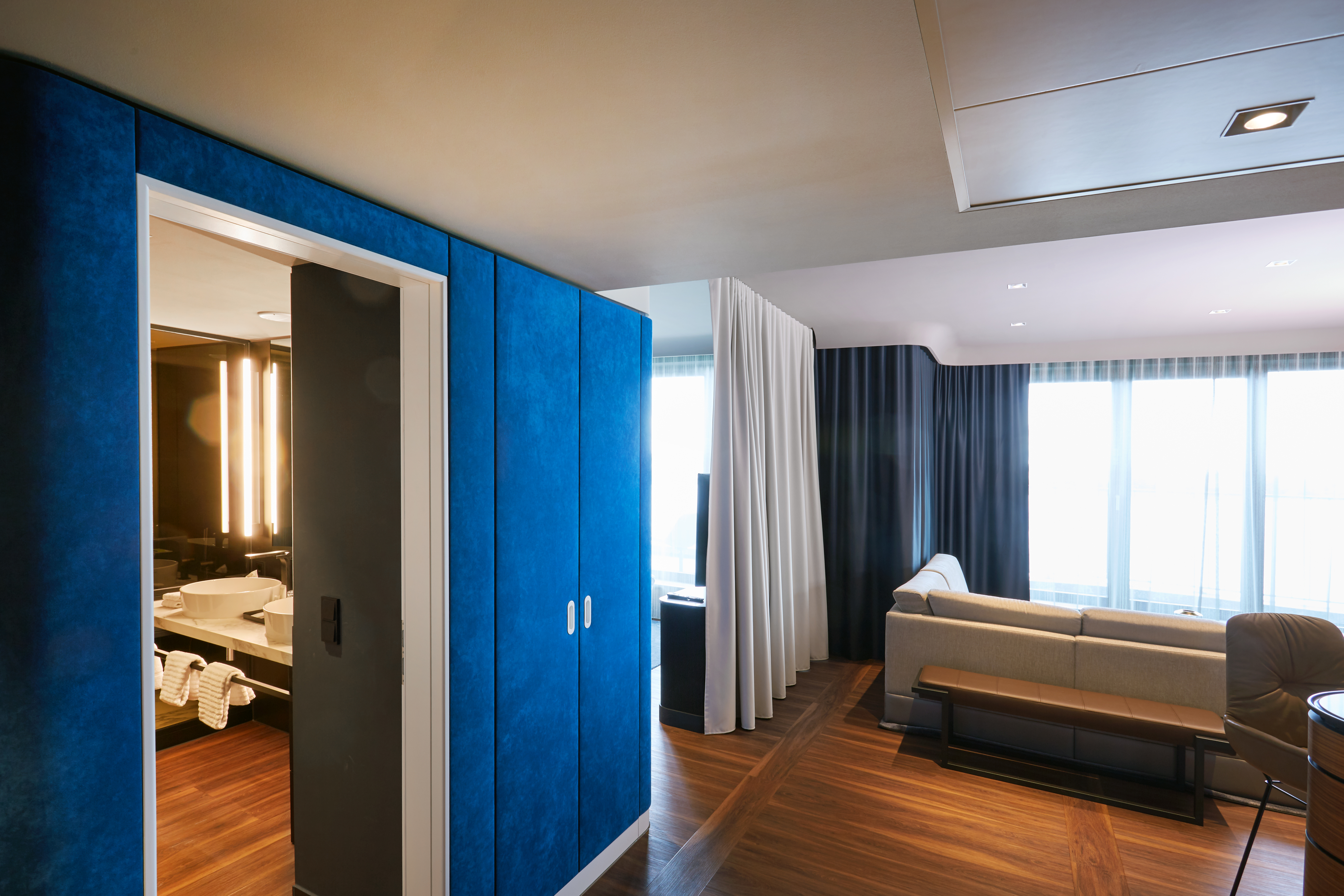 Außergewöhnliche Badausstattungen an der Außenalster in Hamburg 